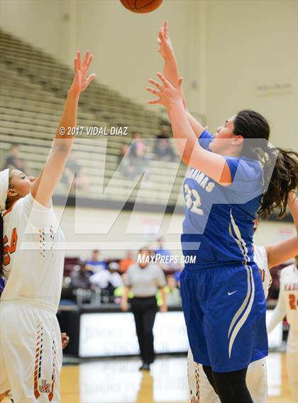 Thumbnail 3 in Madison vs. MacArthur photogallery.