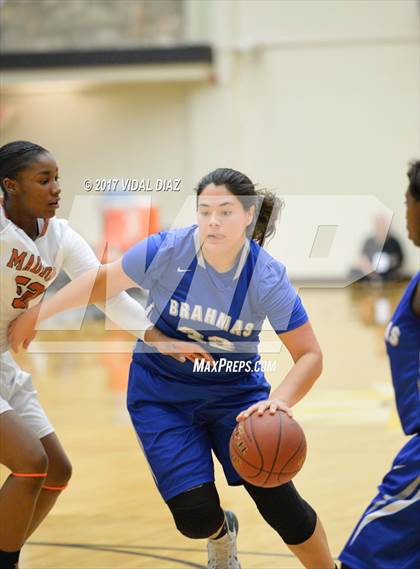 Thumbnail 1 in Madison vs. MacArthur photogallery.