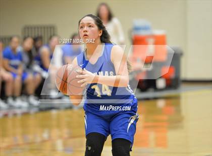 Thumbnail 2 in Madison vs. MacArthur photogallery.
