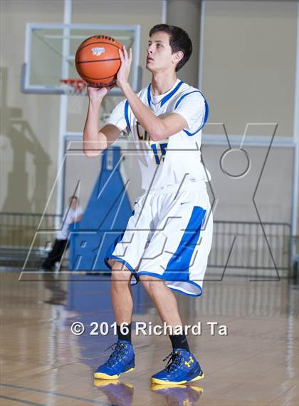 Thumbnail 3 in Buena vs Oakcrest (Boardwalk Basketball Classic) photogallery.