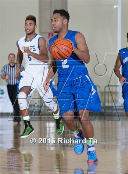 Thumbnail 2 in Buena vs Oakcrest (Boardwalk Basketball Classic) photogallery.