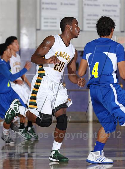 Thumbnail 3 in Grant vs. Eisenhower (St. Hope Elite Hoops Classic) photogallery.