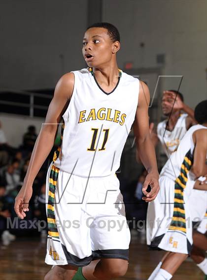 Thumbnail 3 in Grant vs. Eisenhower (St. Hope Elite Hoops Classic) photogallery.