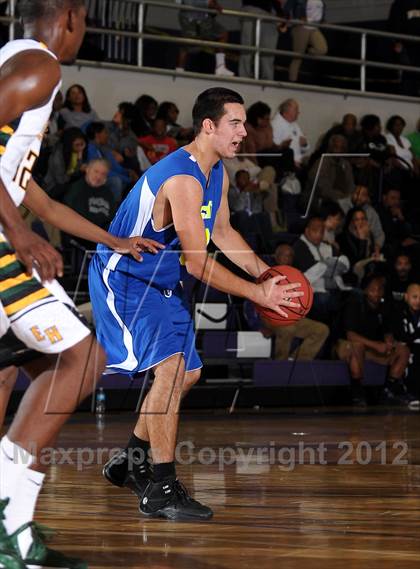 Thumbnail 2 in Grant vs. Eisenhower (St. Hope Elite Hoops Classic) photogallery.