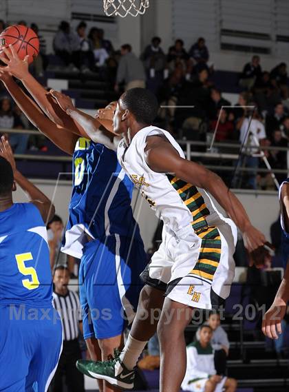 Thumbnail 2 in Grant vs. Eisenhower (St. Hope Elite Hoops Classic) photogallery.