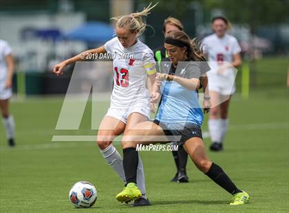 Thumbnail 2 in Notre Dame vs. Visitation Academy (MSHSAA Class 2 Championship) photogallery.