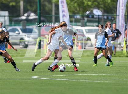 Thumbnail 2 in Notre Dame vs. Visitation Academy (MSHSAA Class 2 Championship) photogallery.