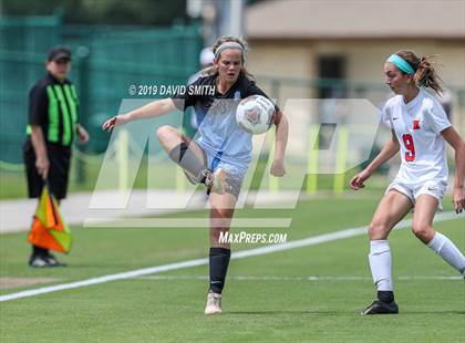 Thumbnail 3 in Notre Dame vs. Visitation Academy (MSHSAA Class 2 Championship) photogallery.