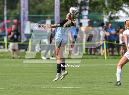 Thumbnail 2 in Notre Dame vs. Visitation Academy (MSHSAA Class 2 Championship) photogallery.