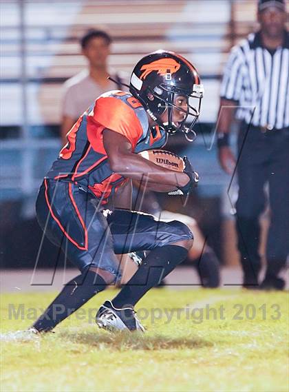 Thumbnail 3 in Boswell @ Haltom photogallery.