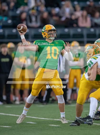 Thumbnail 1 in Tumwater vs. Lynden (WIAA 2A Quarterfinal) photogallery.