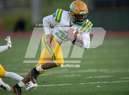 Thumbnail 3 in Tumwater vs. Lynden (WIAA 2A Quarterfinal) photogallery.