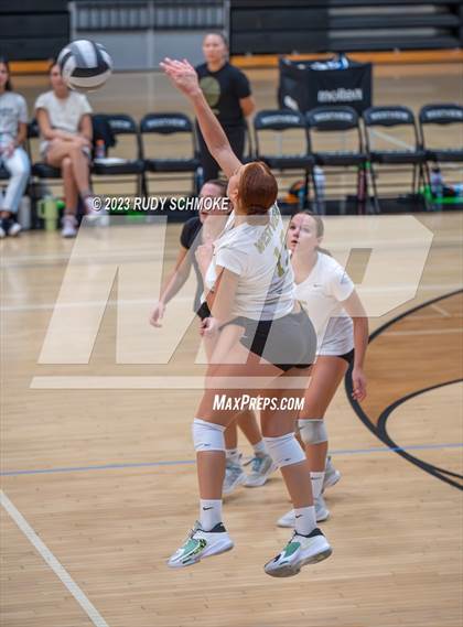 Thumbnail 3 in Del Norte @ Westview photogallery.