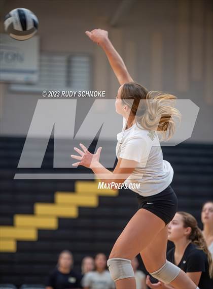 Thumbnail 3 in Del Norte @ Westview photogallery.