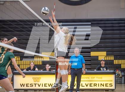 Thumbnail 1 in Del Norte @ Westview photogallery.