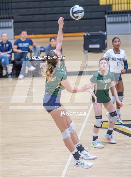 Thumbnail 3 in Del Norte @ Westview photogallery.