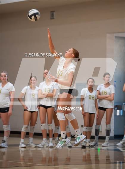 Thumbnail 1 in Del Norte @ Westview photogallery.