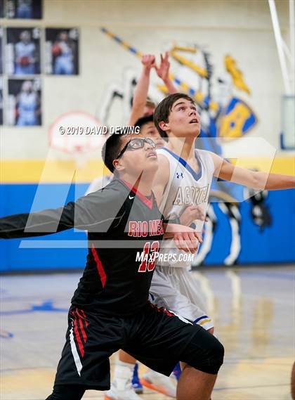 Thumbnail 2 in Rio Mesa @ Agoura photogallery.