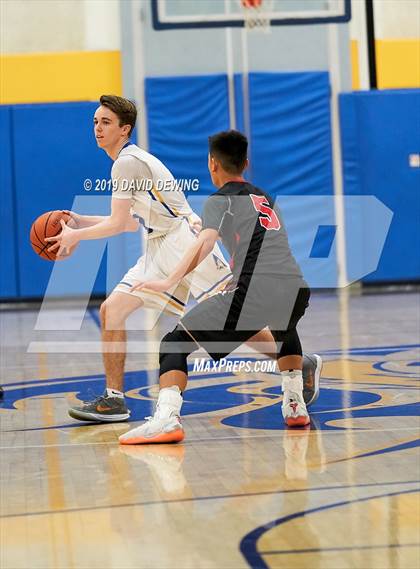 Thumbnail 3 in Rio Mesa @ Agoura photogallery.
