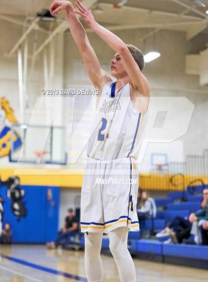 Thumbnail 1 in Rio Mesa @ Agoura photogallery.
