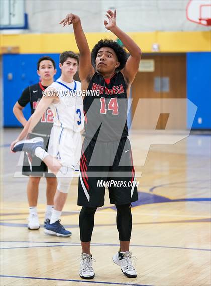 Thumbnail 1 in Rio Mesa @ Agoura photogallery.