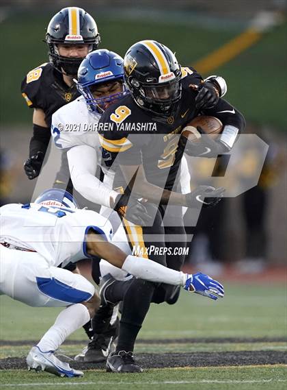 Thumbnail 1 in Encinal @ Bishop O'Dowd photogallery.