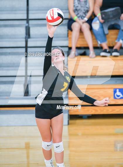 Thumbnail 1 in Patrick Henry vs Scripps Ranch (September Classic) photogallery.