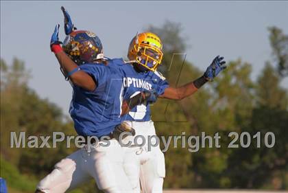 Thumbnail 3 in Sacramento Optimist All-Star Game photogallery.