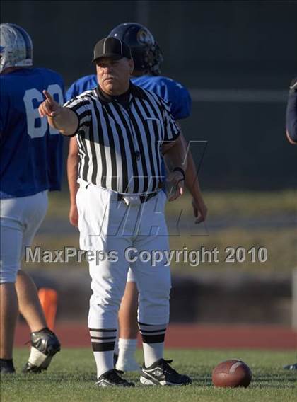 Thumbnail 3 in Sacramento Optimist All-Star Game photogallery.