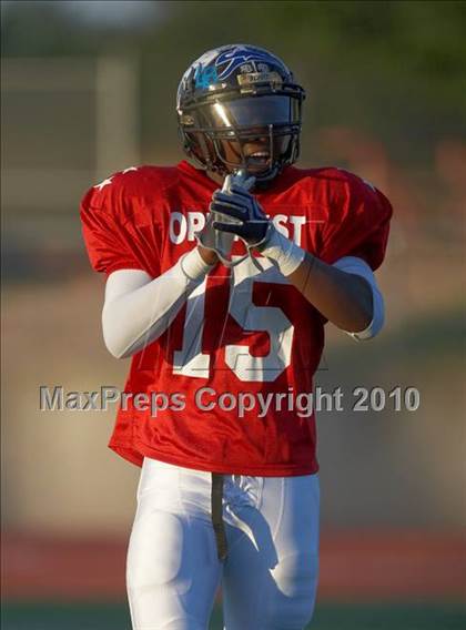 Thumbnail 3 in Sacramento Optimist All-Star Game photogallery.