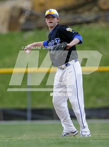Thumbnail 3 in Scott @ Campbell County photogallery.
