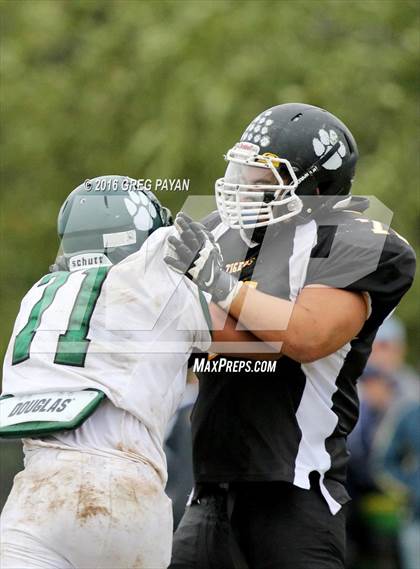 Thumbnail 1 in Lindenhurst @ Northport photogallery.