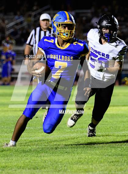 Thumbnail 3 in Kingman Academy @ Kingman photogallery.