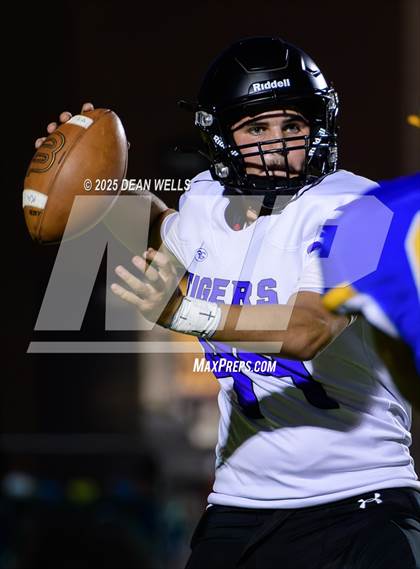 Thumbnail 1 in Kingman Academy @ Kingman photogallery.