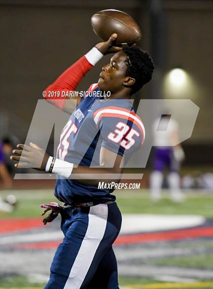 Thumbnail 2 in Sabino vs American Leadership Academy (AIA 3A Quarterfinal) photogallery.