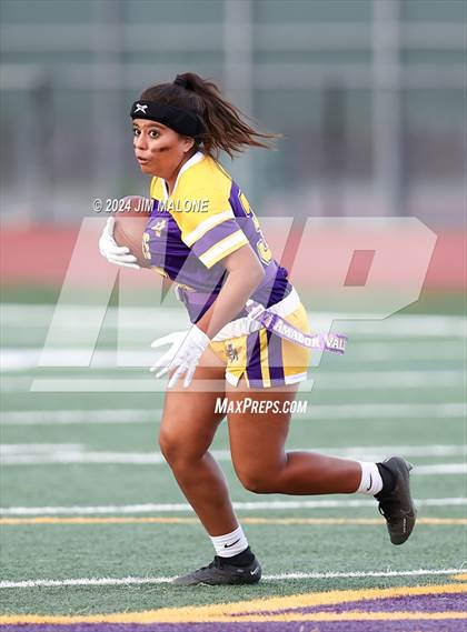 Thumbnail 2 in Las Lomas @ Amador Valley photogallery.