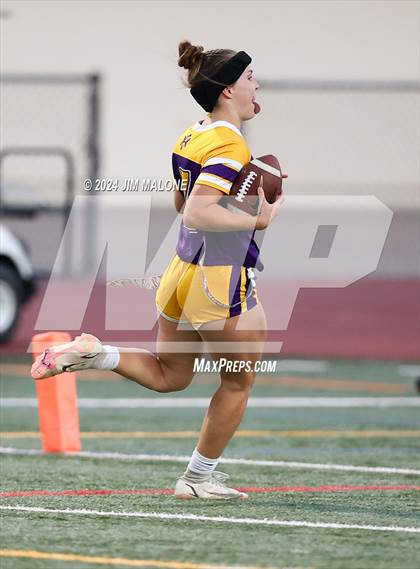 Thumbnail 2 in Las Lomas @ Amador Valley photogallery.