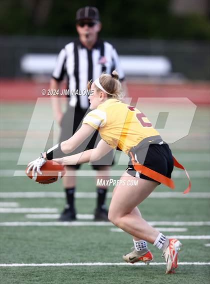 Thumbnail 2 in Las Lomas @ Amador Valley photogallery.