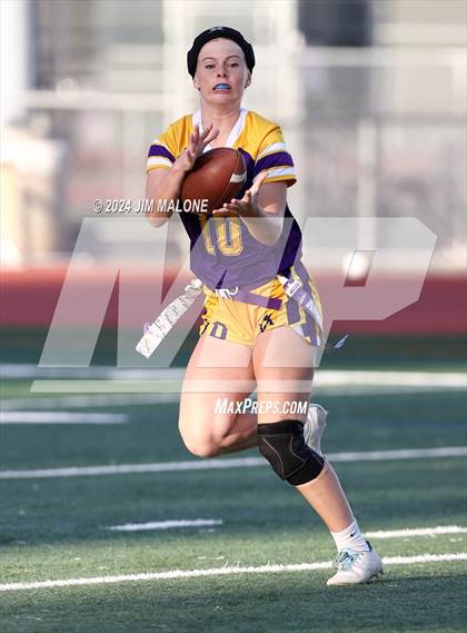 Thumbnail 2 in Las Lomas @ Amador Valley photogallery.