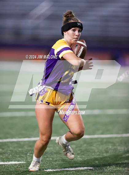 Thumbnail 1 in Las Lomas @ Amador Valley photogallery.