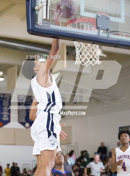 Thumbnail 1 in Holiday Hoops  San Joaquin Memorial vs. San Leandro photogallery.