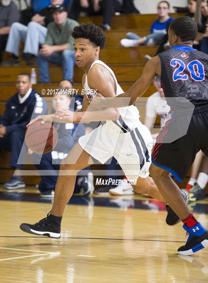 Thumbnail 2 in Holiday Hoops  San Joaquin Memorial vs. San Leandro photogallery.