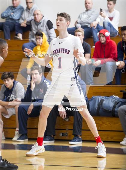 Thumbnail 2 in Holiday Hoops  San Joaquin Memorial vs. San Leandro photogallery.