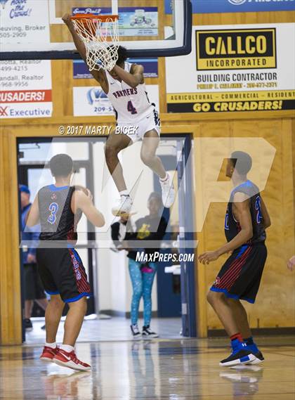 Thumbnail 2 in Holiday Hoops  San Joaquin Memorial vs. San Leandro photogallery.