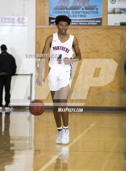 Thumbnail 3 in Holiday Hoops  San Joaquin Memorial vs. San Leandro photogallery.