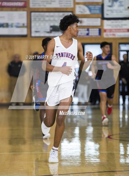 Thumbnail 2 in Holiday Hoops  San Joaquin Memorial vs. San Leandro photogallery.