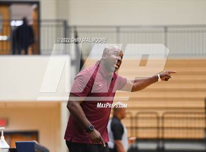 Thumbnail 1 in Salem vs. Miller Grove (Lemon Street Classic) photogallery.