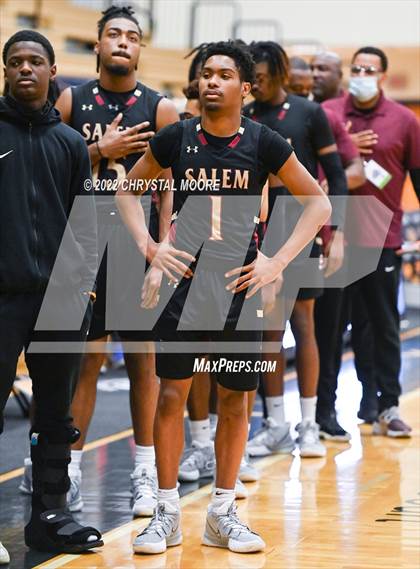 Thumbnail 1 in Salem vs. Miller Grove (Lemon Street Classic) photogallery.