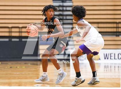 Thumbnail 1 in Salem vs. Miller Grove (Lemon Street Classic) photogallery.