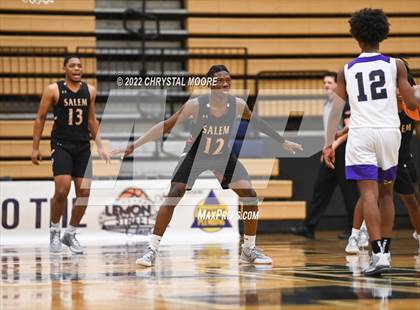 Thumbnail 2 in Salem vs. Miller Grove (Lemon Street Classic) photogallery.